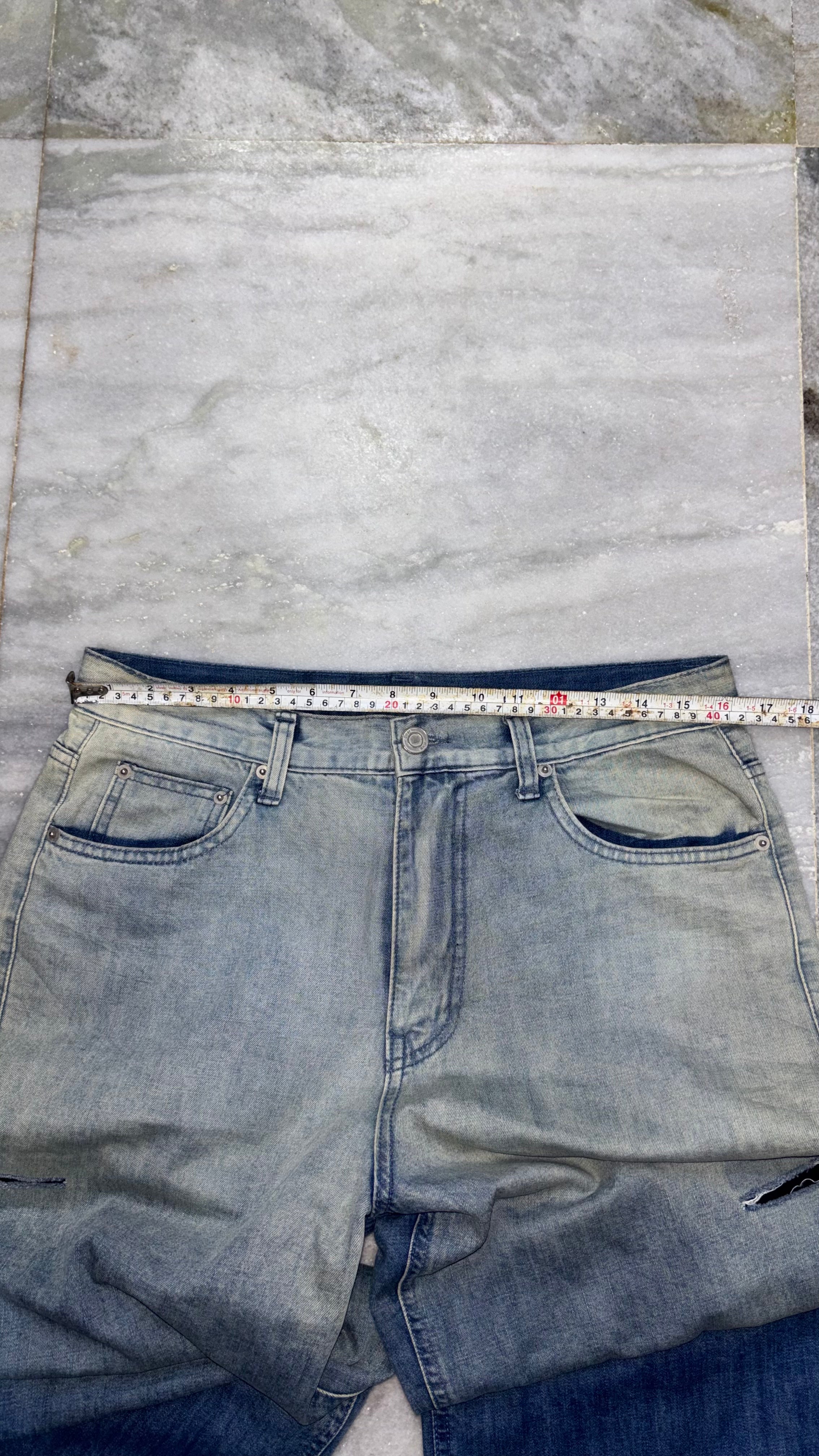 Gradient Wash Wide-Leg Jeans