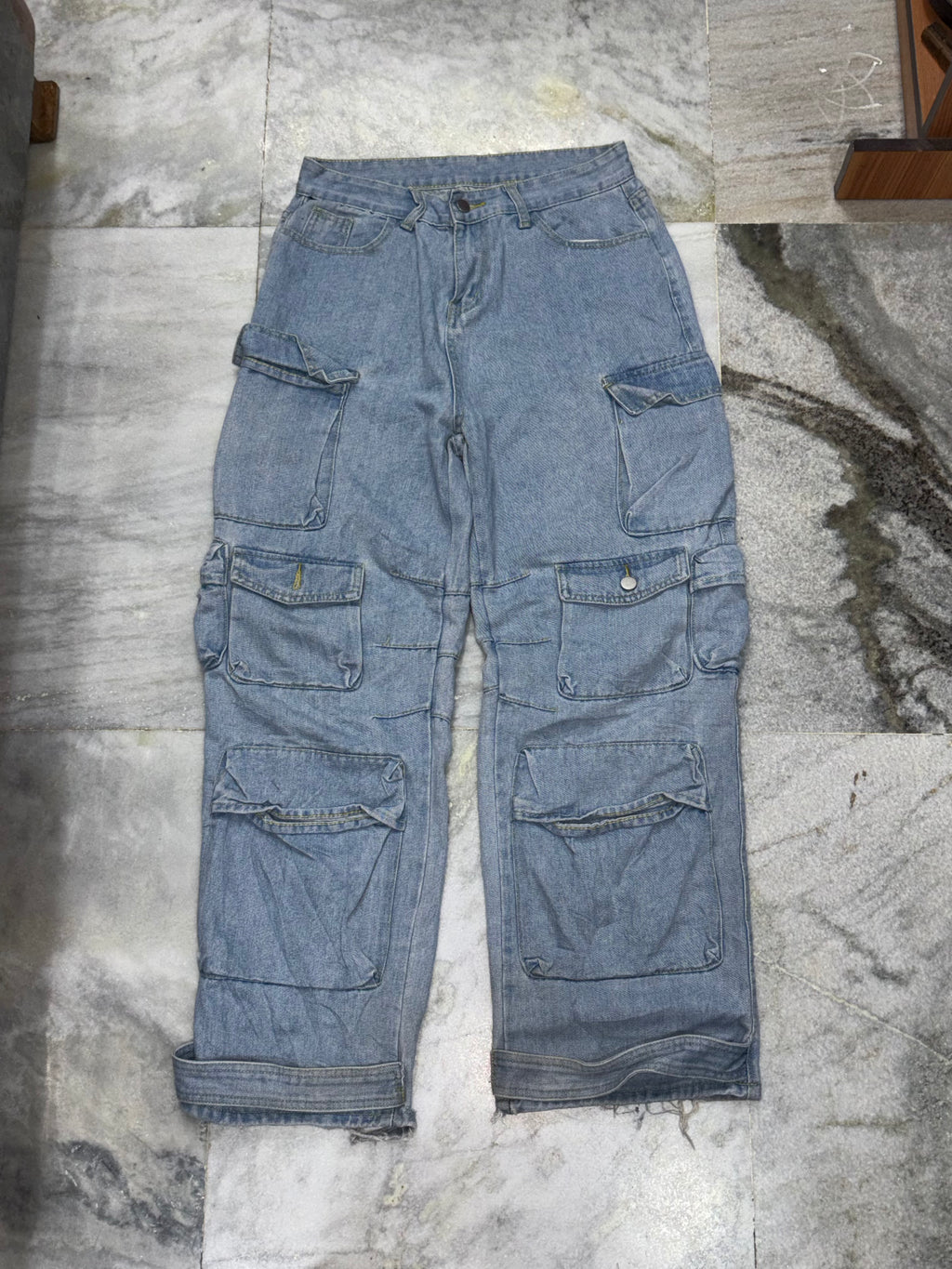 Multi-Pocket Streetwear Cargo Wide-Leg Denim