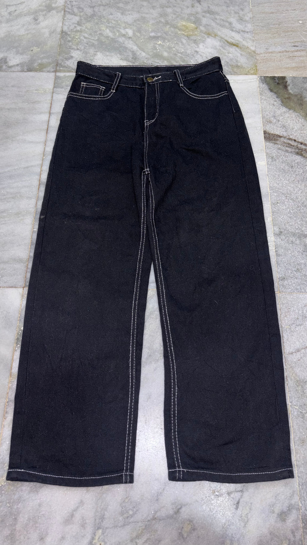 Classic Relaxed-Fit Denim Jeans