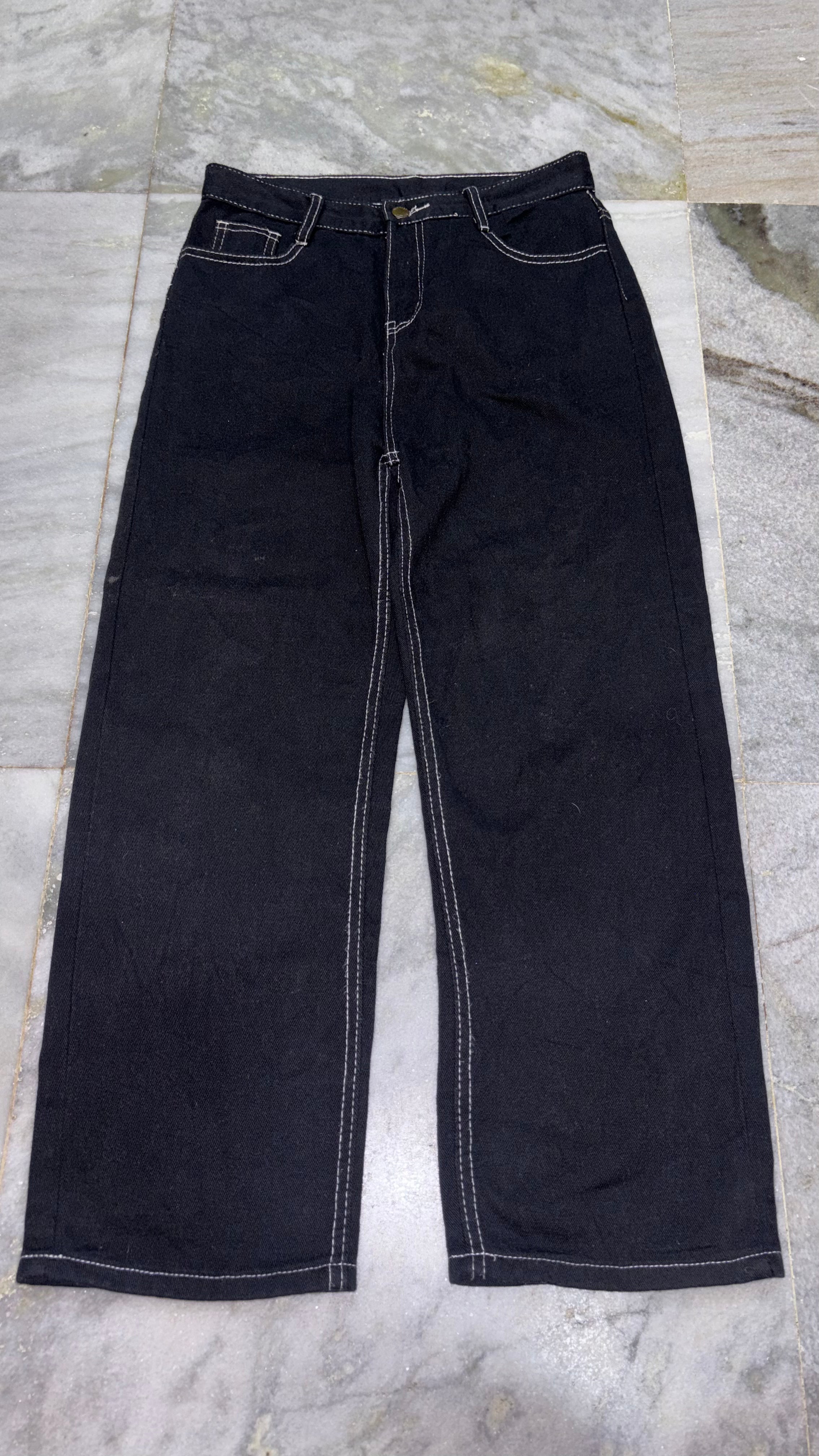 Classic Relaxed-Fit Denim Jeans