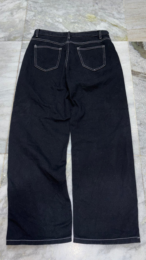 Classic Relaxed-Fit Denim Jeans