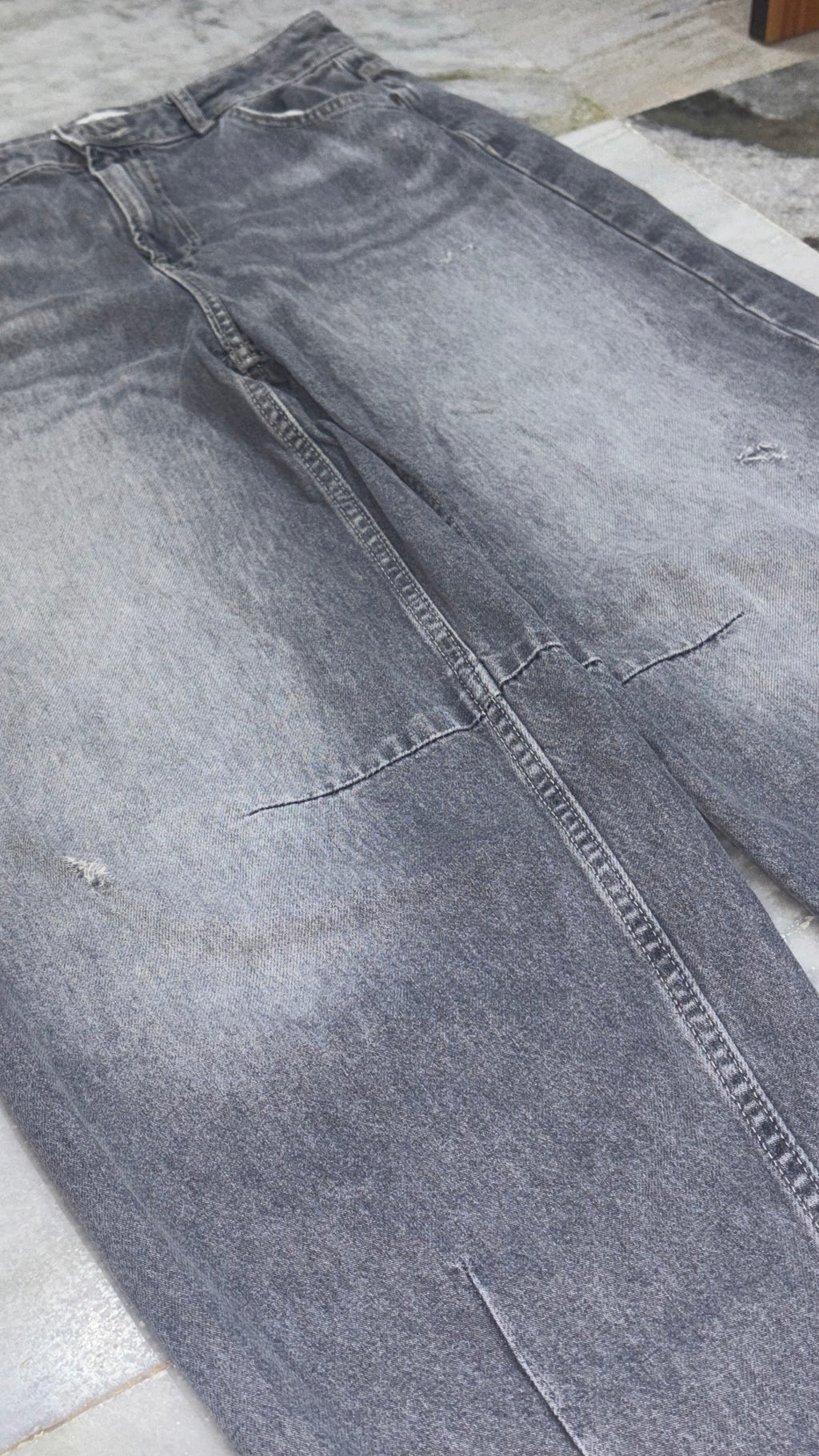 Trendy Acid-Wash High-Rise Balloon Denim Jeans