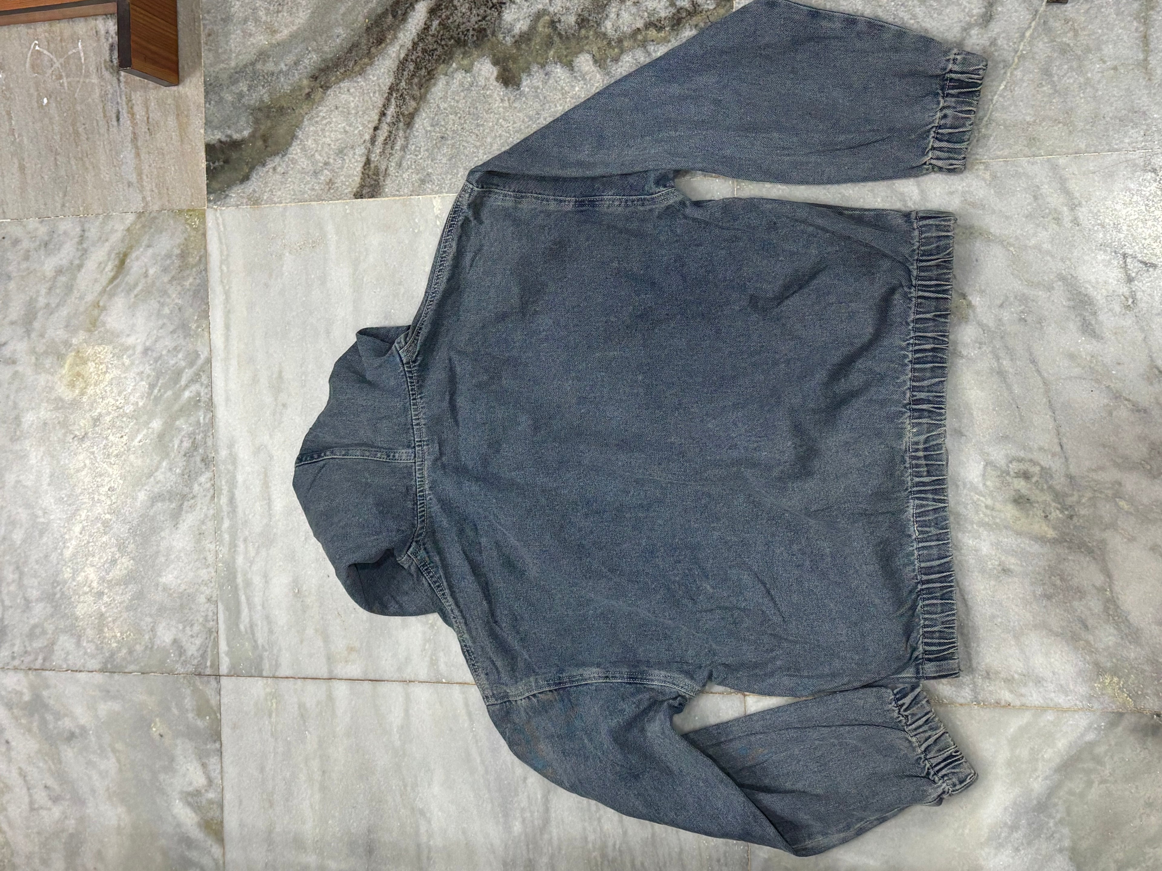 Trendy Acid-Wash Denim Zip-Up Hoodie size(M)