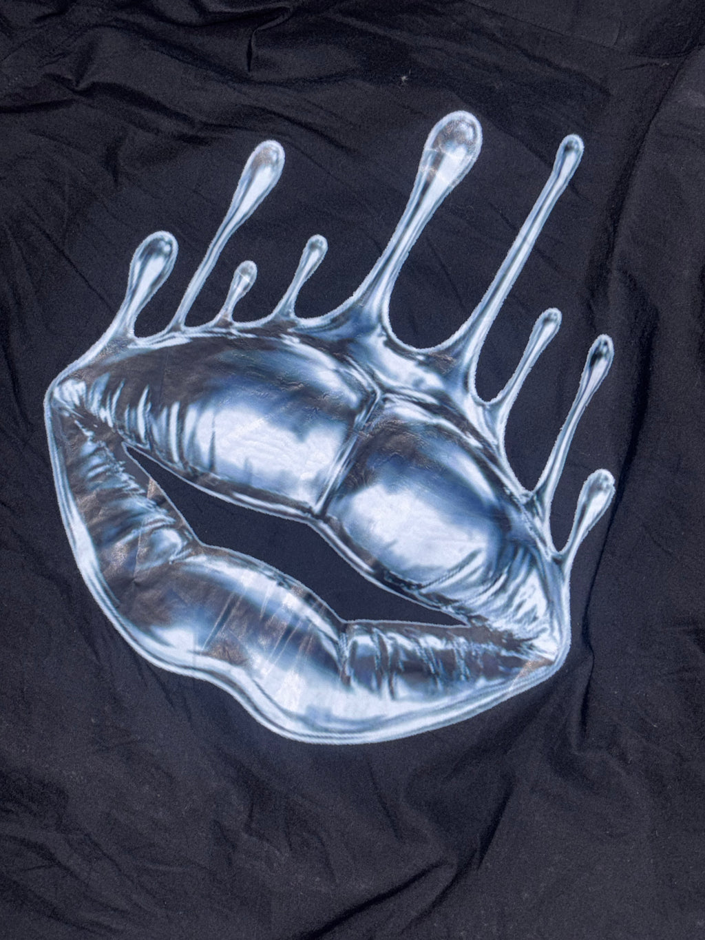 Urban Liquid Chrome Lips Black Boxy Shirt