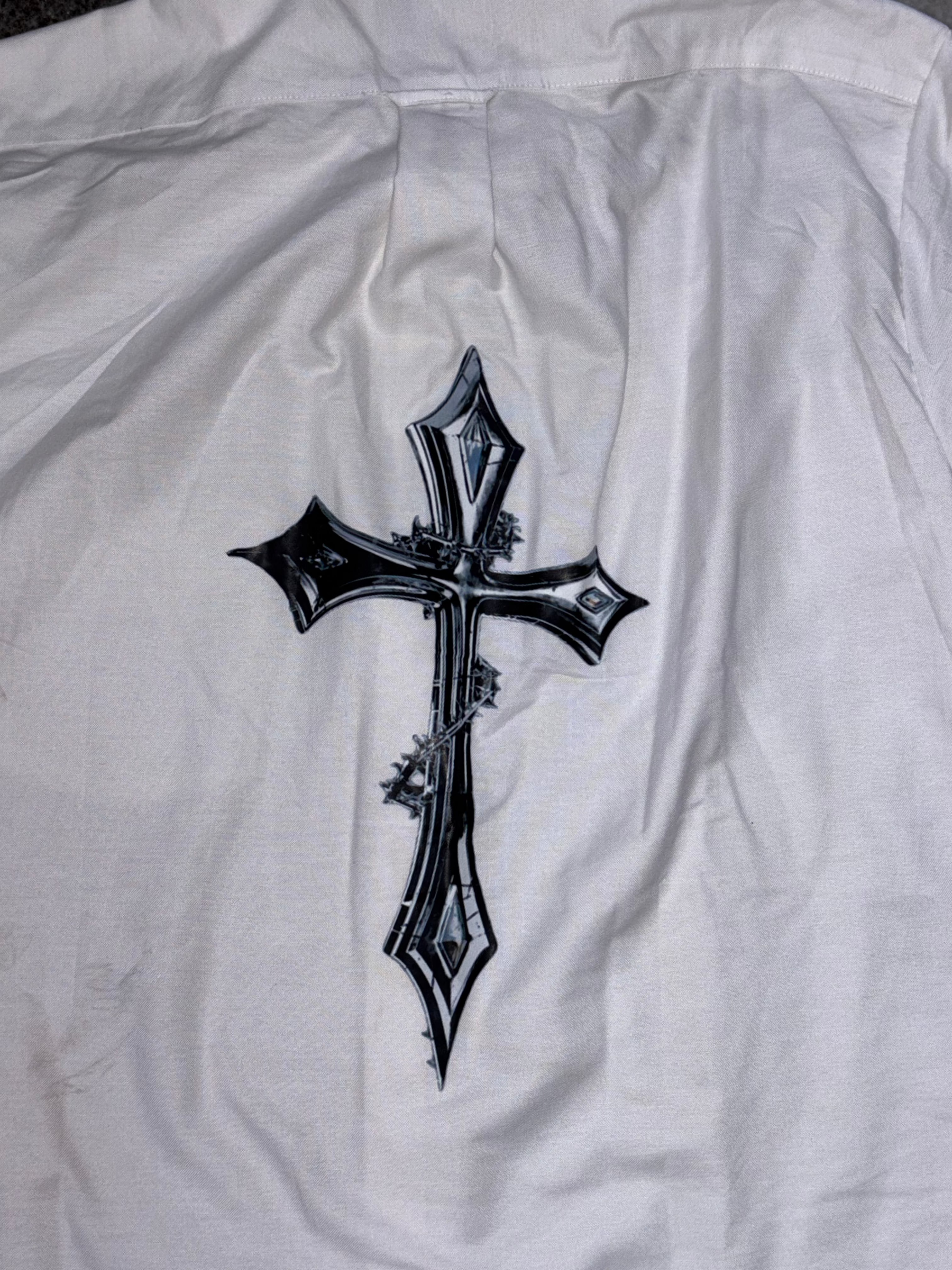 White Boxy-Fit Shirt with Gothic Cross Back Graphic